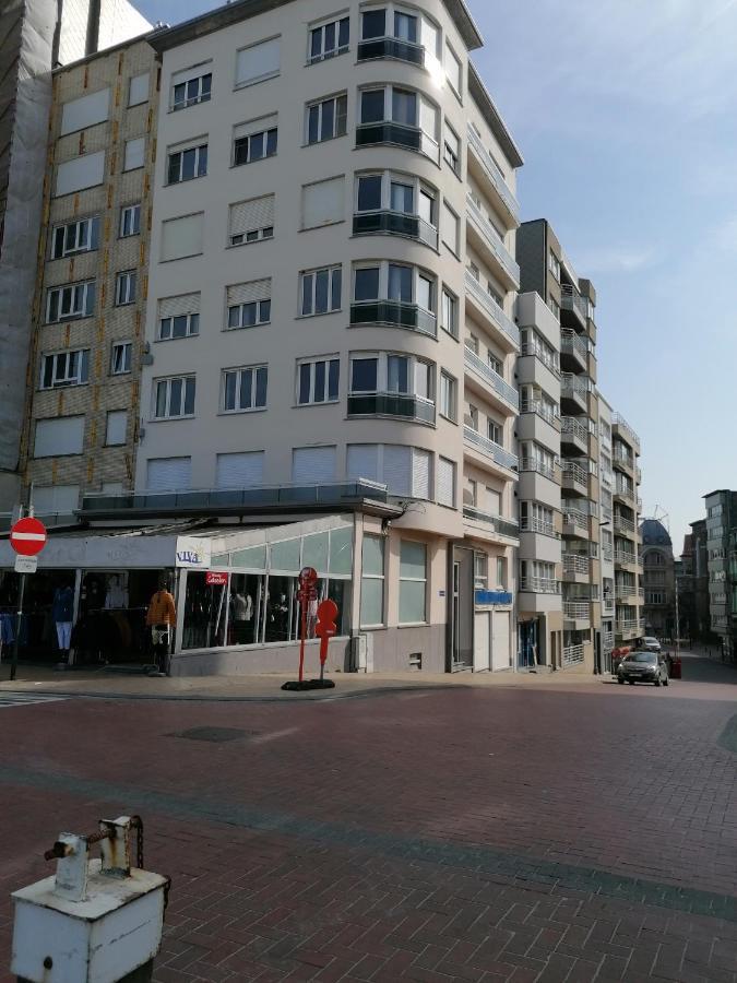 Residentie Leopold App51 Apartment Blankenberge Luaran gambar